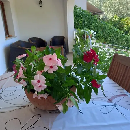 Domo De Mare Apartment *